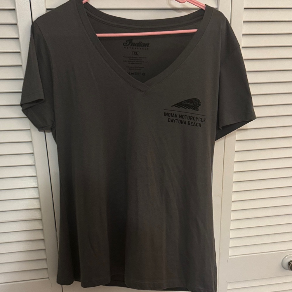 Women's Gray Harley Davidson  V-Neck NWOT